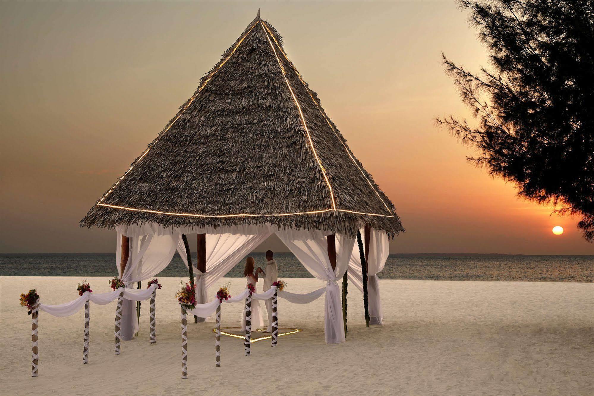 Gold Zanzibar Beach House & Spa Kendwa Zewnętrze zdjęcie